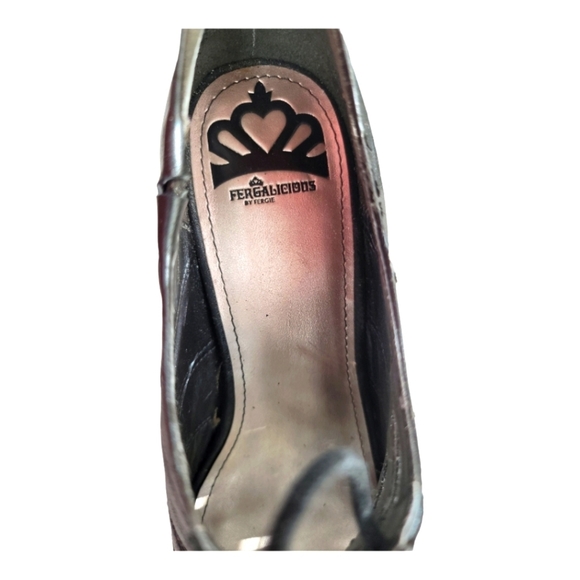 FERGALICIOUS Women's "ROXIE" Block Heel Lace Up Shoe - Picture 11 of 14